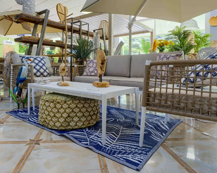 Besherhome - Mobiliario de jardín